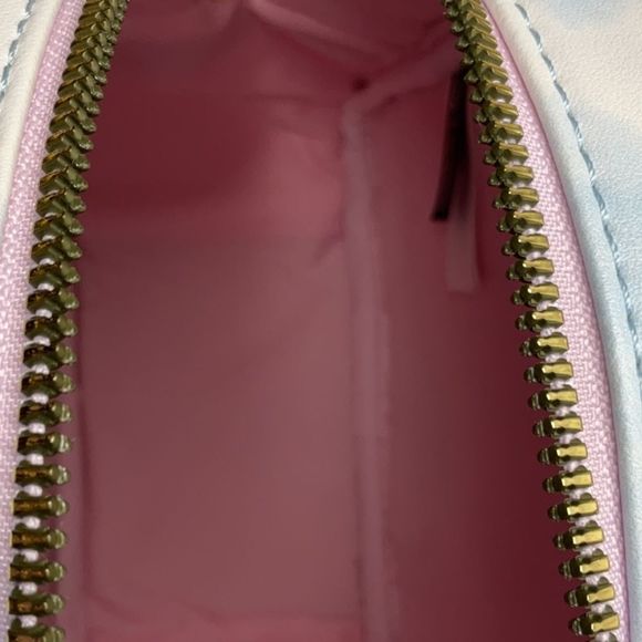 Loungefly Mickey and Minnie backpack - Picture 5 of 6